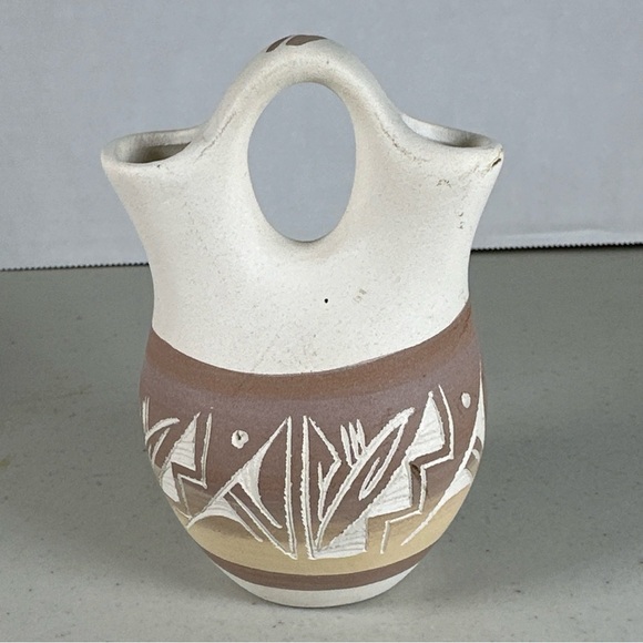 Vintage 1989 Mesa Verda Pottery Set Of 2 Native American Wedding Jugs. Signed 4” - Picture 6 of 8